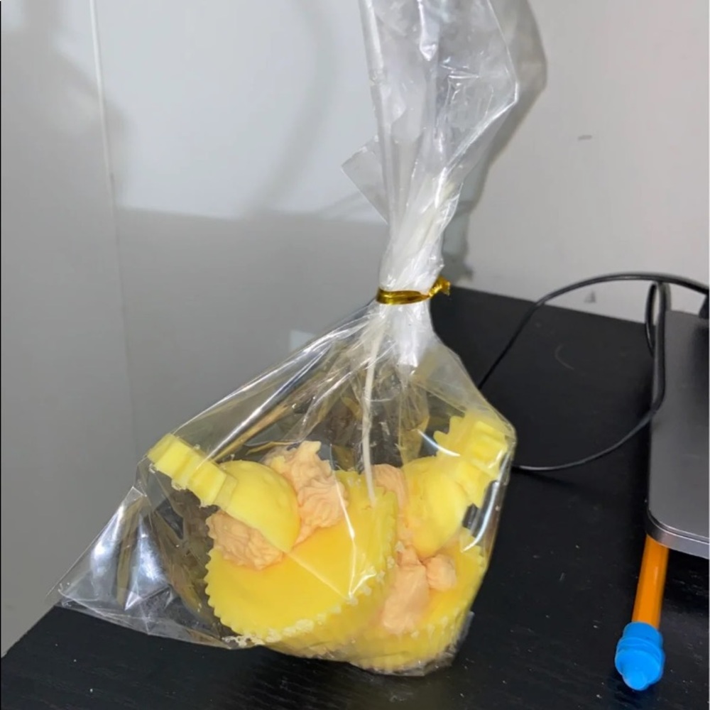 Lemon candle
